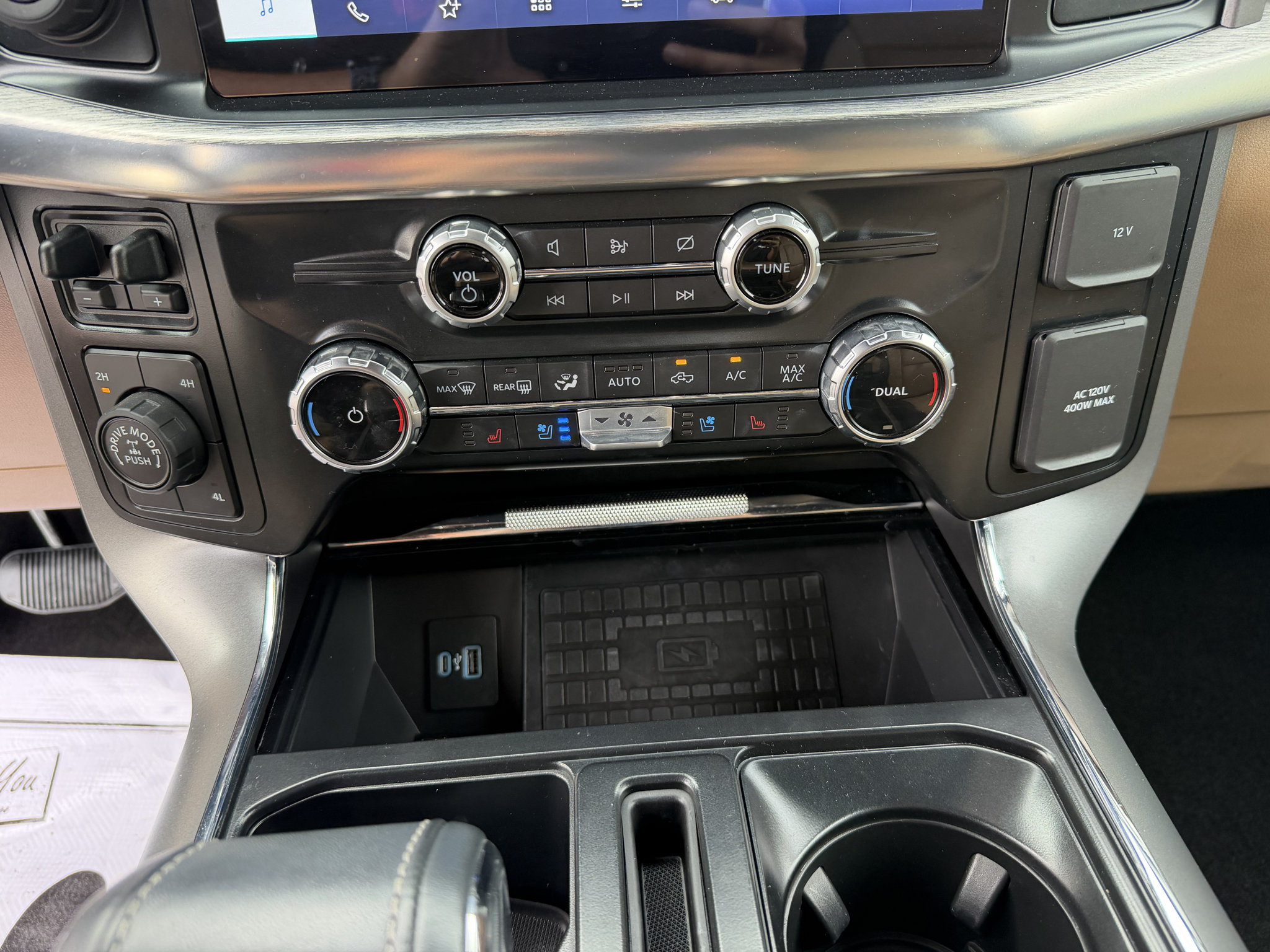 Used 2022 Ford F150 Lariat AWD/4WD image 11