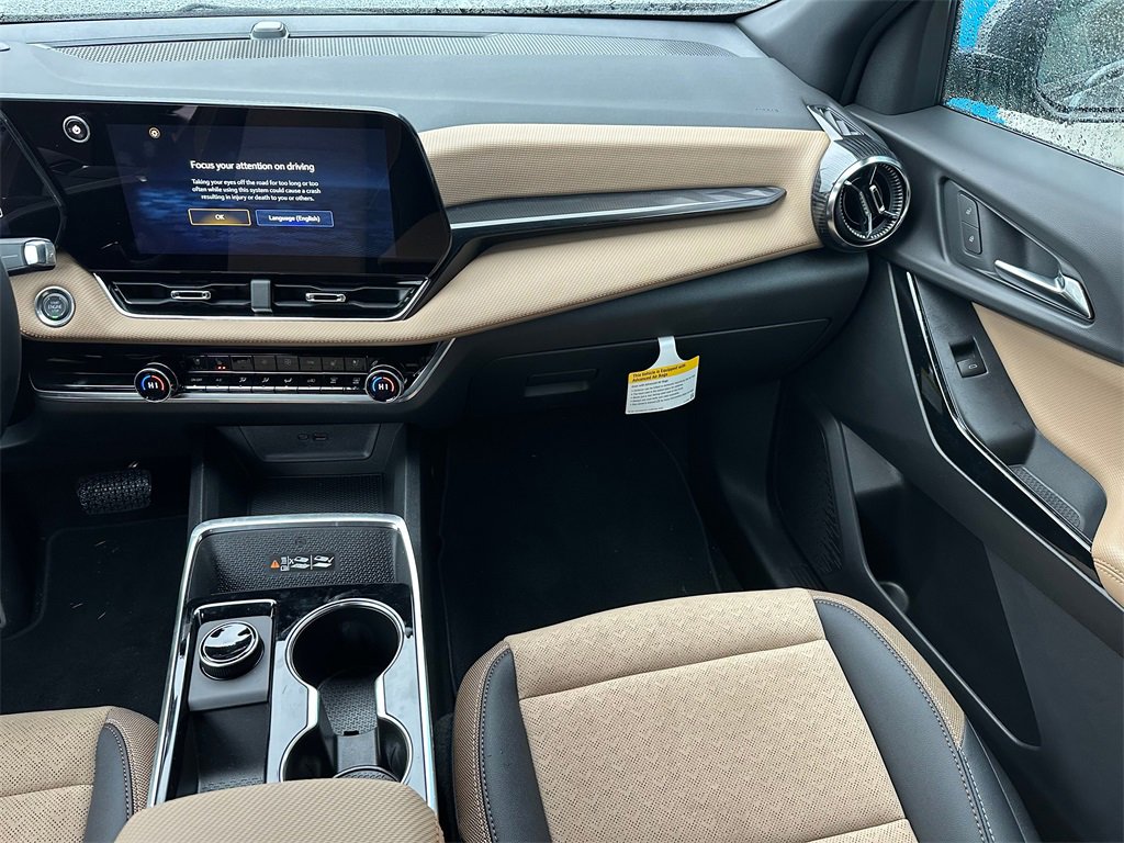 Used 2026 Chevrolet Equinox ACTIV w/ Convenience Package III image 18