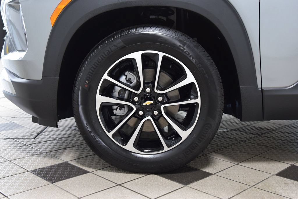 New 2026 Chevrolet TrailBlazer LT w/ Convenience Package FWD image 27