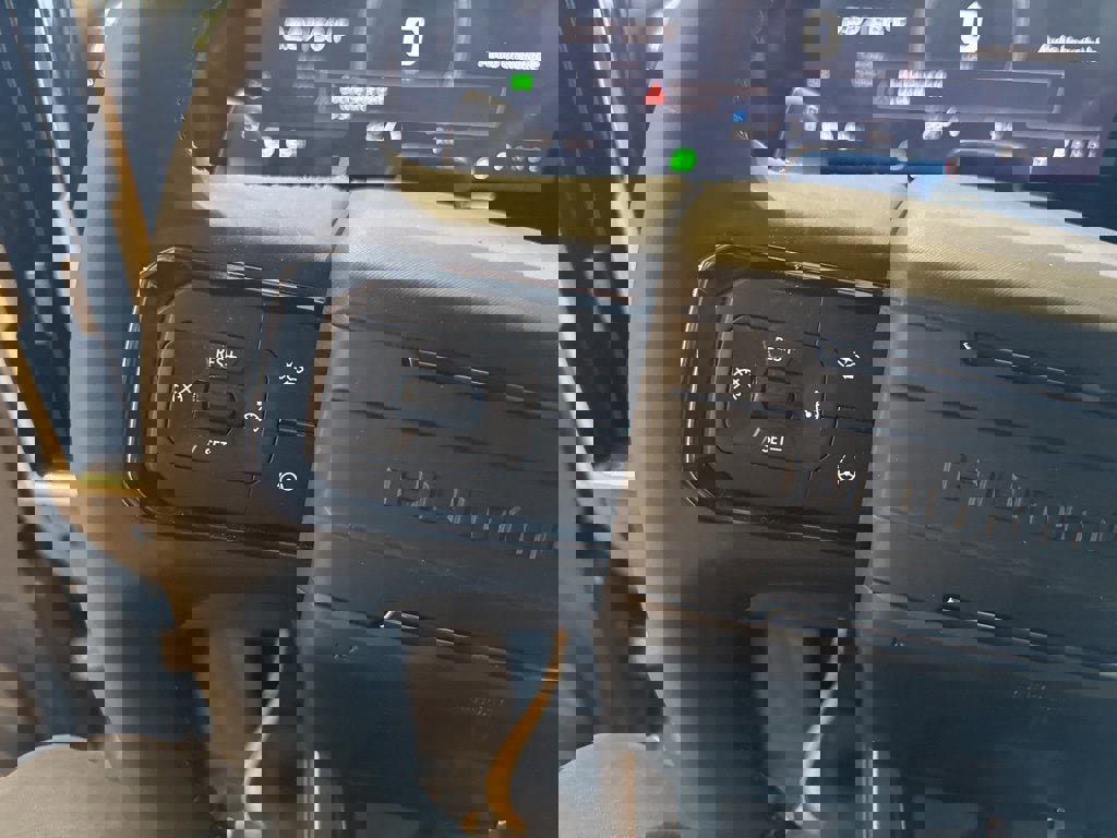 New 2026 GMC Hummer EV 4x4 Crew Cab image 31