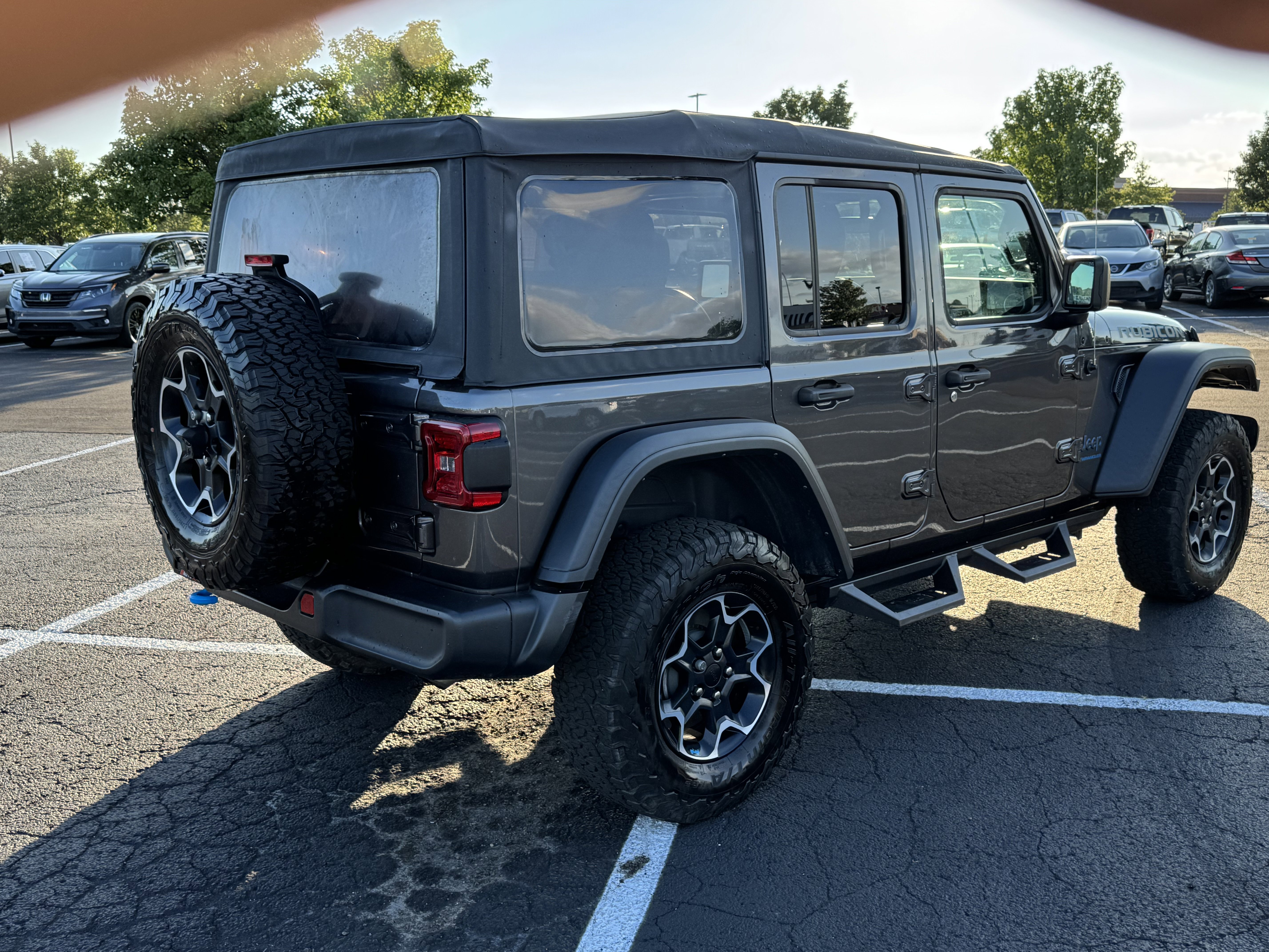 Used 2023 Jeep Wrangler Unlimited Rubicon 4xe image 12