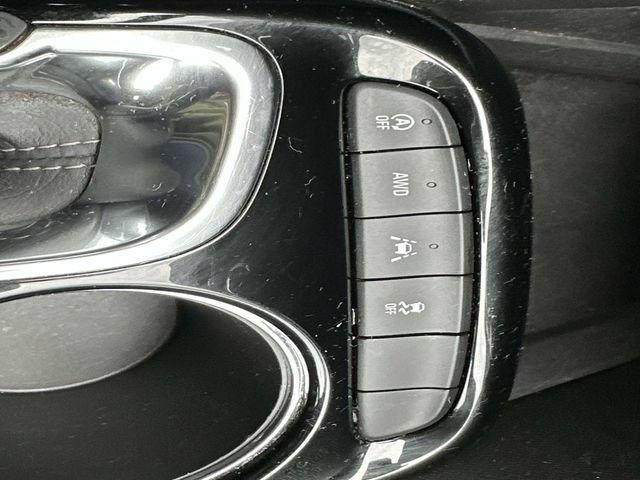 Used 2024 Buick Encore GX Sport Touring AWD/4WD image 27