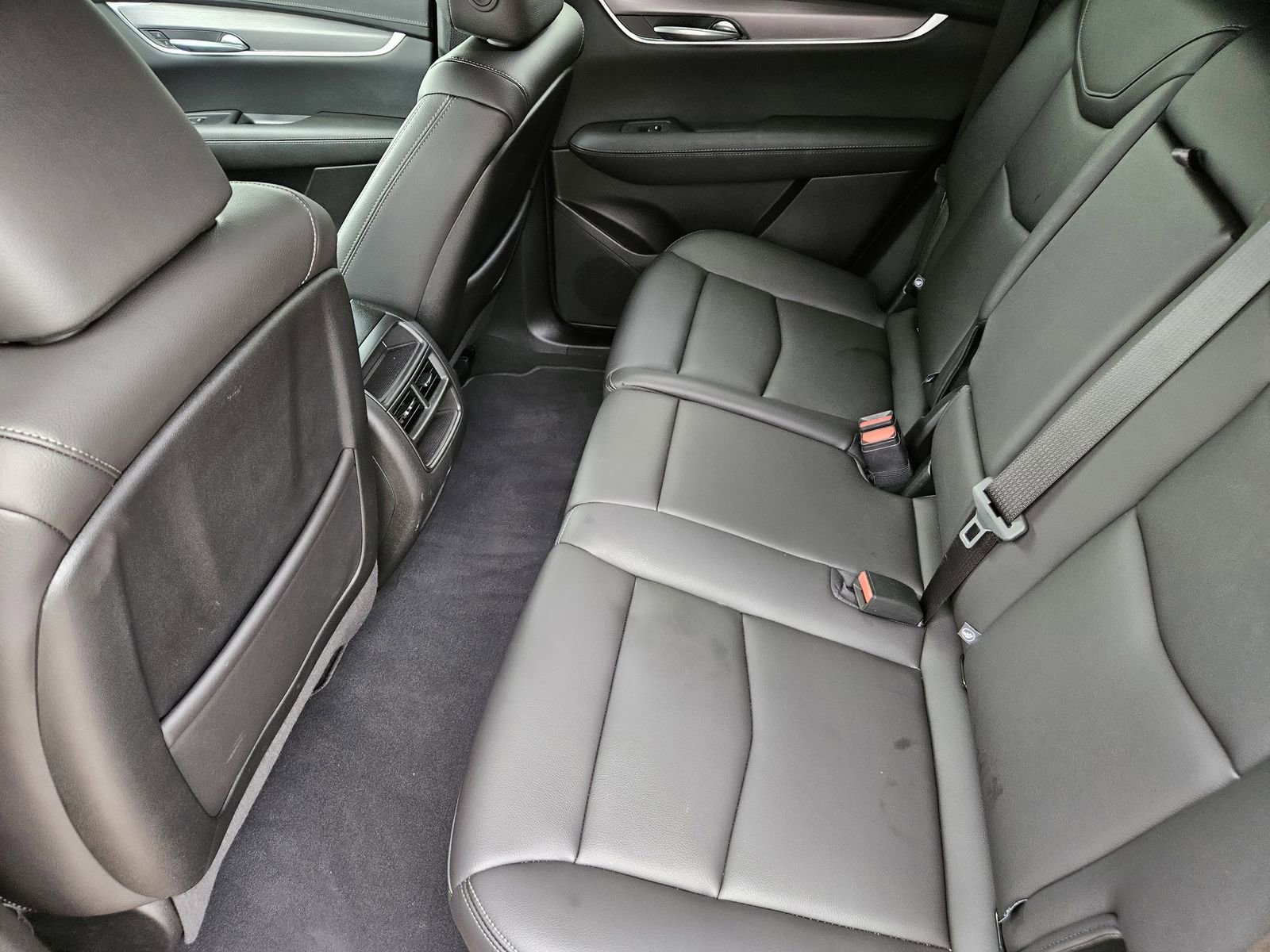 New 2026 Cadillac XT5 Luxury FWD image 26