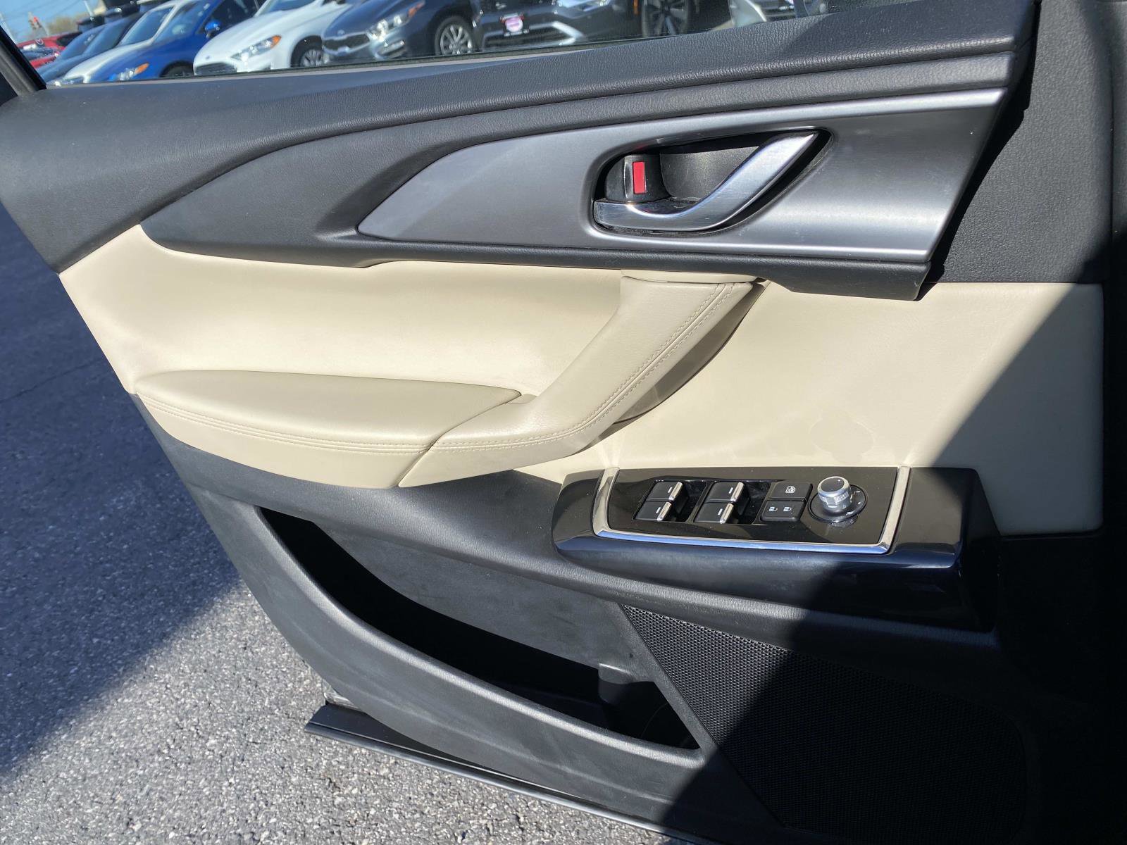 Used 2017 MAZDA CX-9 Touring AWD/4WD image 17