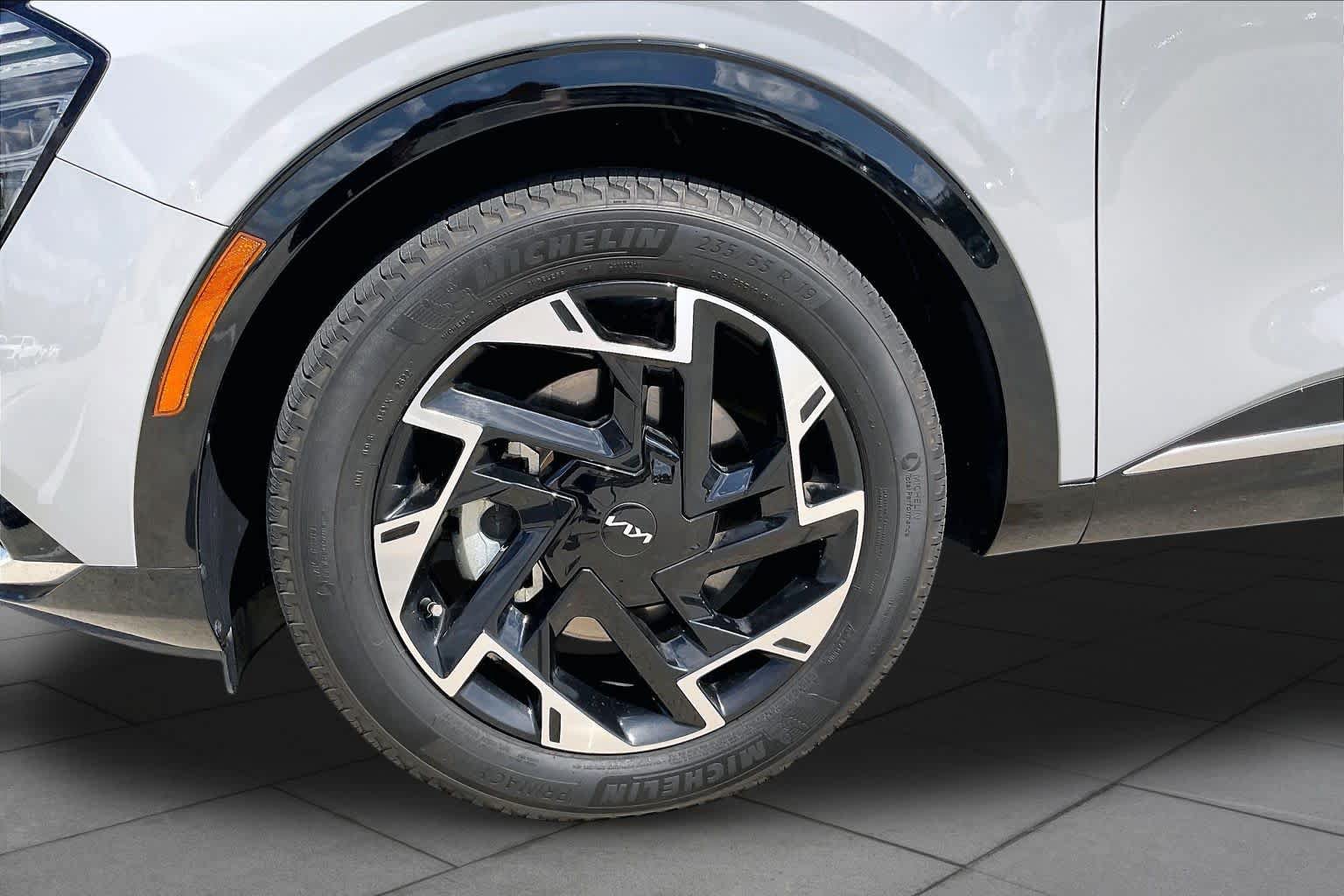 Used 2023 Kia Sportage SX FWD image 19