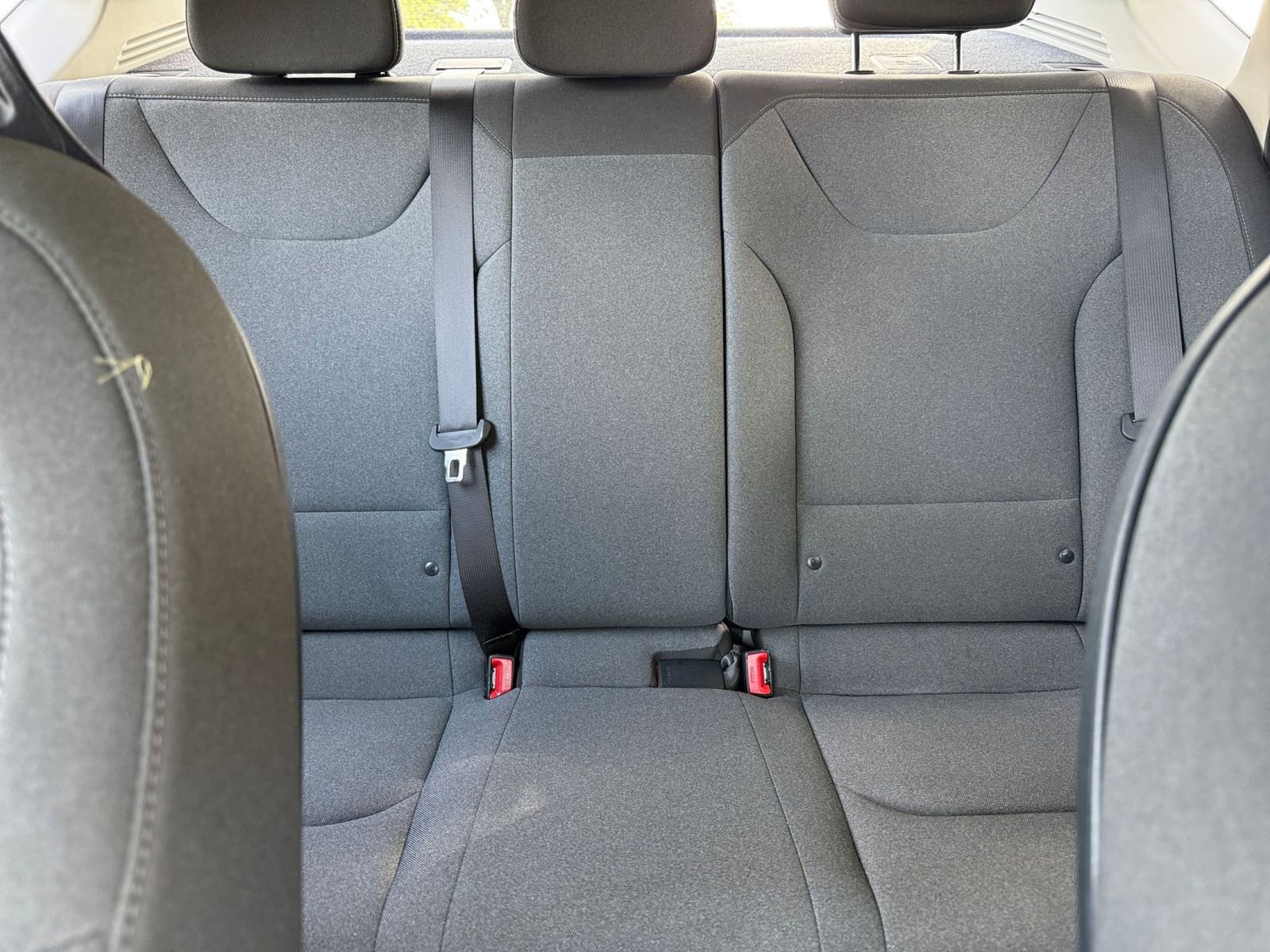 Used 2025 Kia K4 LXS image 40