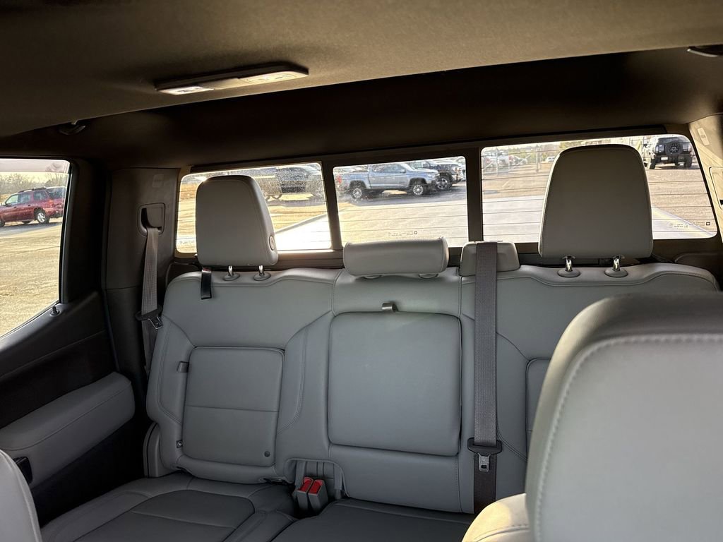 Certified 2021 Chevrolet Silverado 1500 LTZ w/ LTZ Premium Package image 11