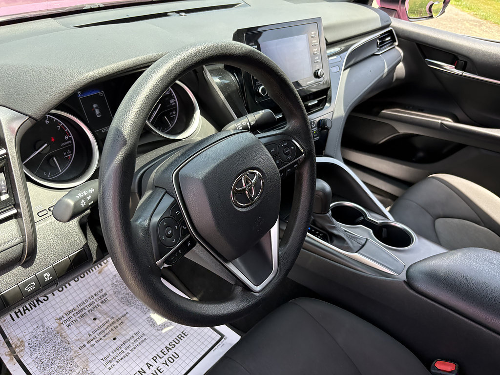 Used 2021 Toyota Camry LE FWD image 29