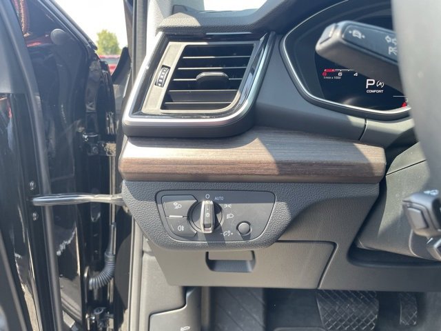 Used 2024 Audi Q5 2.0T Premium Plus image 17