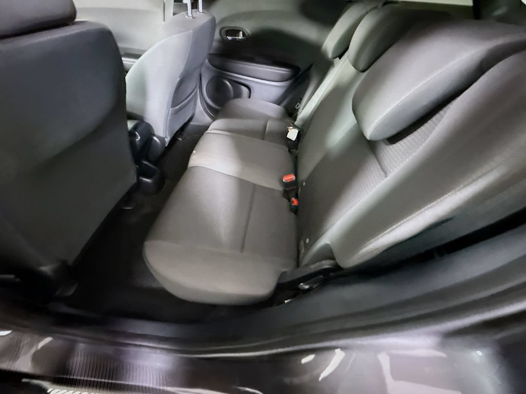 Used 2022 Honda HR-V LX image 25