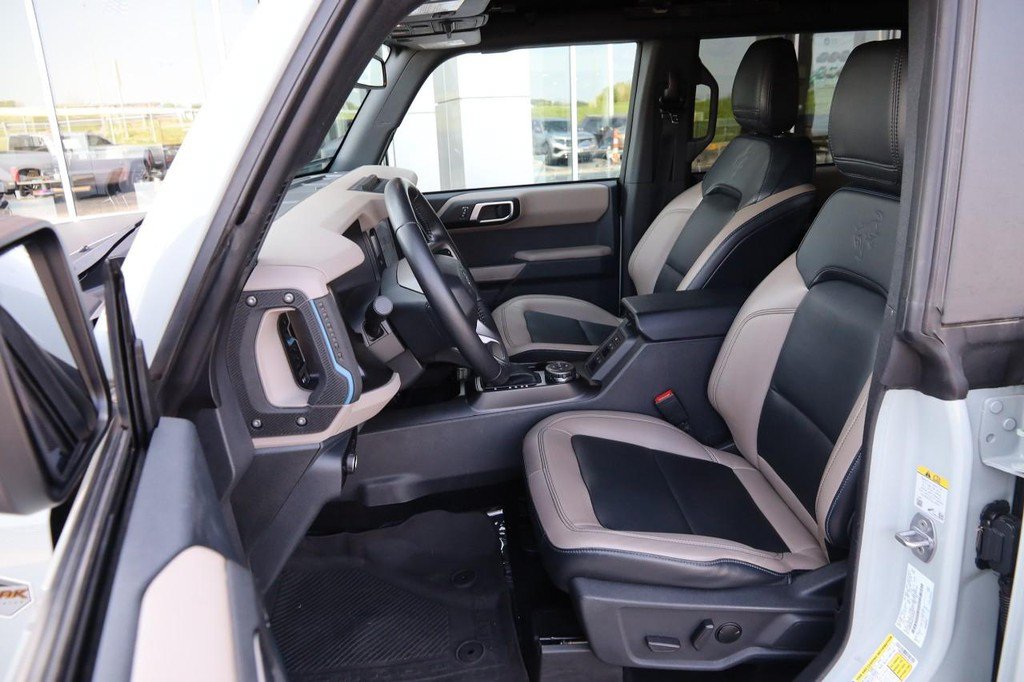 Used 2023 Ford Bronco Wildtrak AWD/4WD image 9
