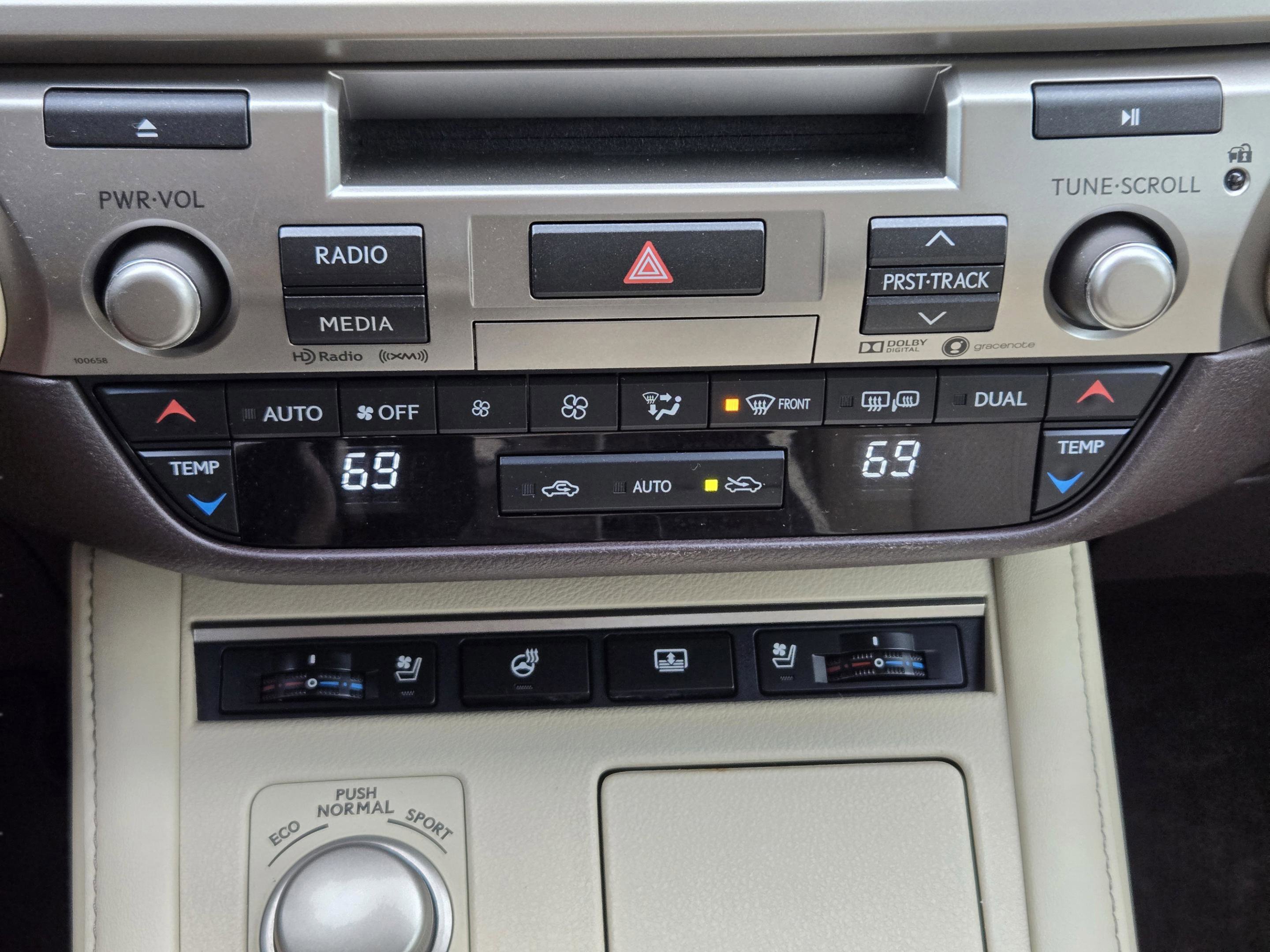 Used 2017 Lexus ES 350 w/ Luxury Package FWD image 16