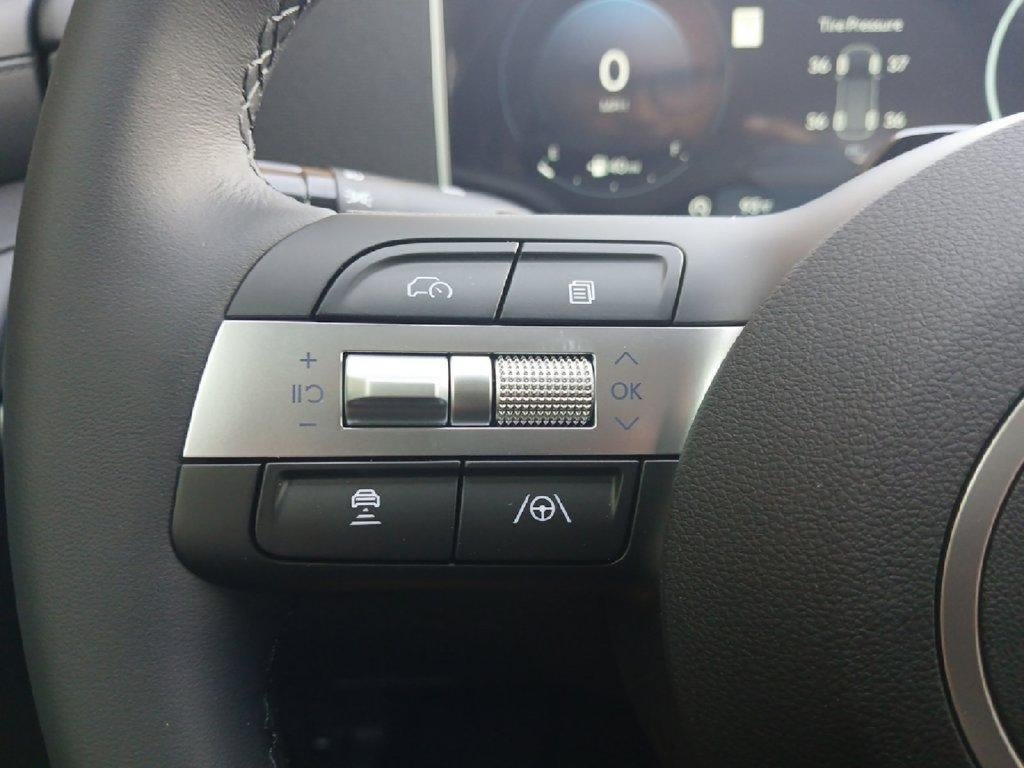 New 2026 Hyundai Tucson SEL FWD image 16