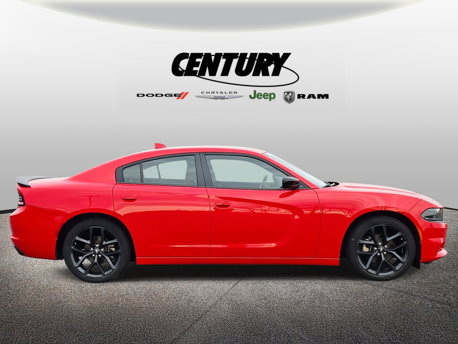 Used 2023 Dodge Charger SXT w/ Blacktop Package image 2