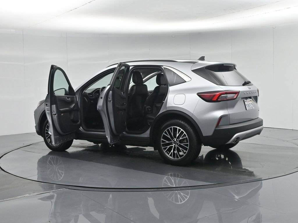 Certified 2023 Ford Escape SE image 36