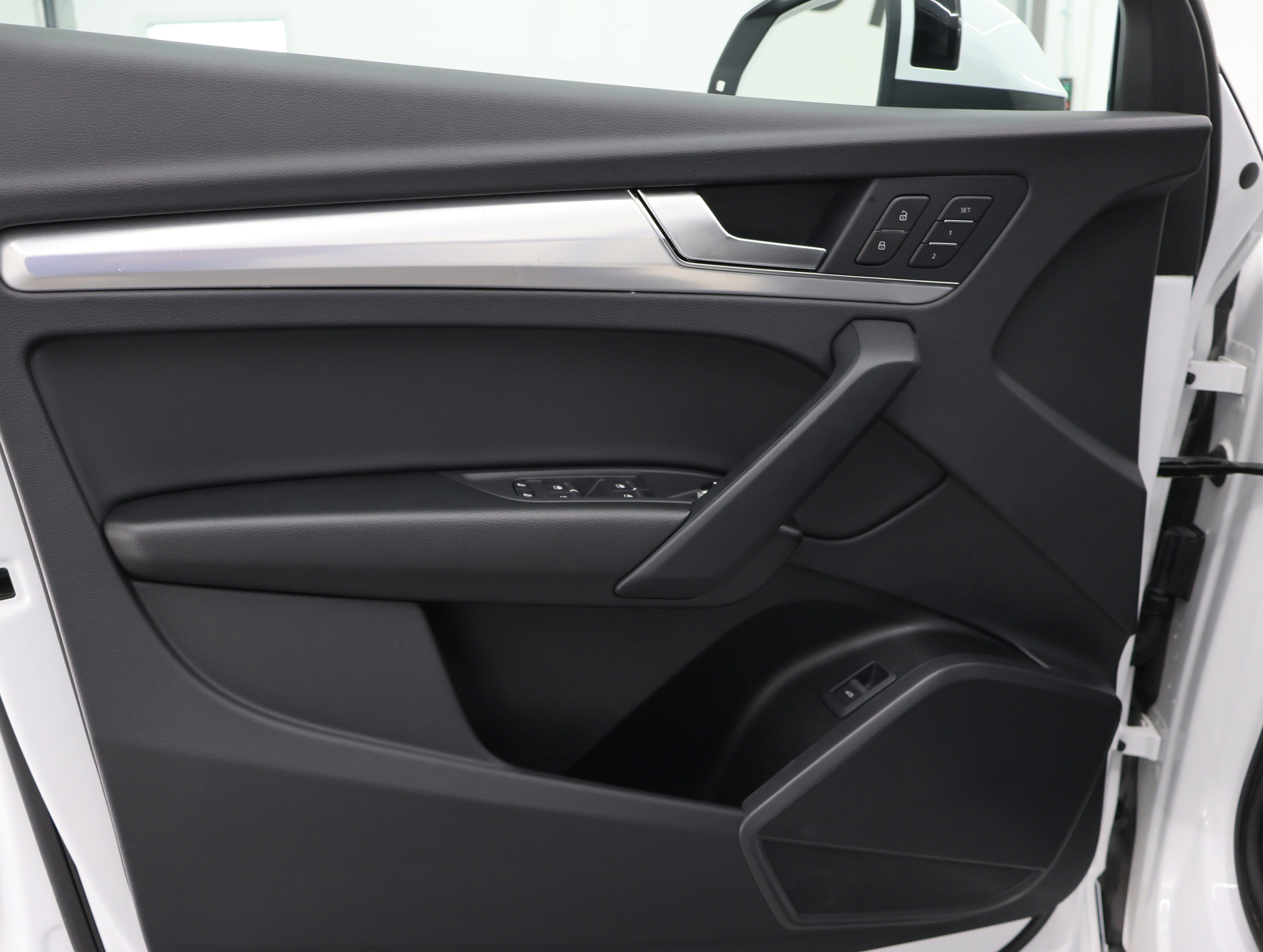 Used 2025 Audi Q5 2.0T Premium image 39