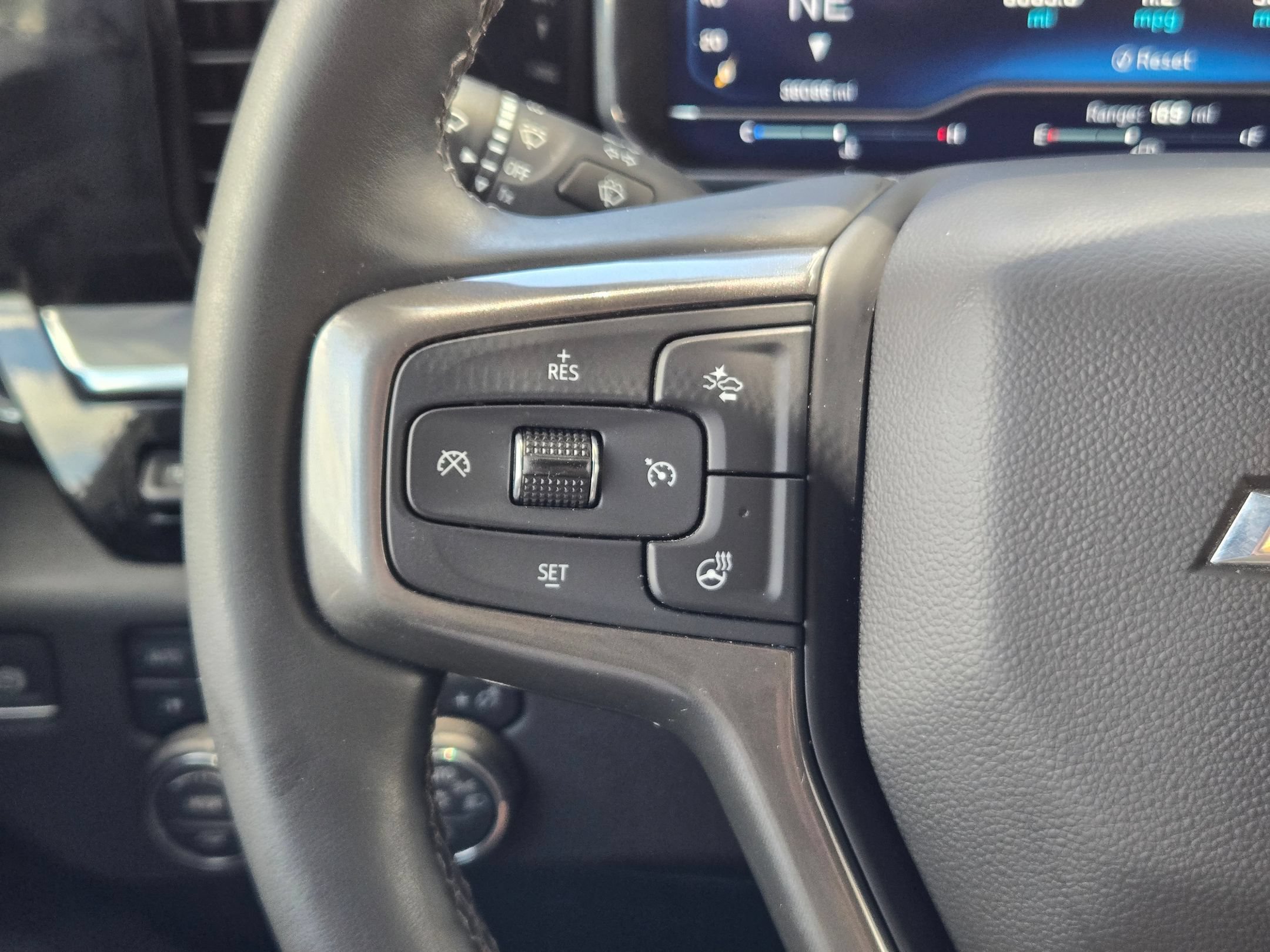 Certified 2025 Chevrolet Silverado 3500 High Country w/ High Country Premium Package AWD/4WD image 13