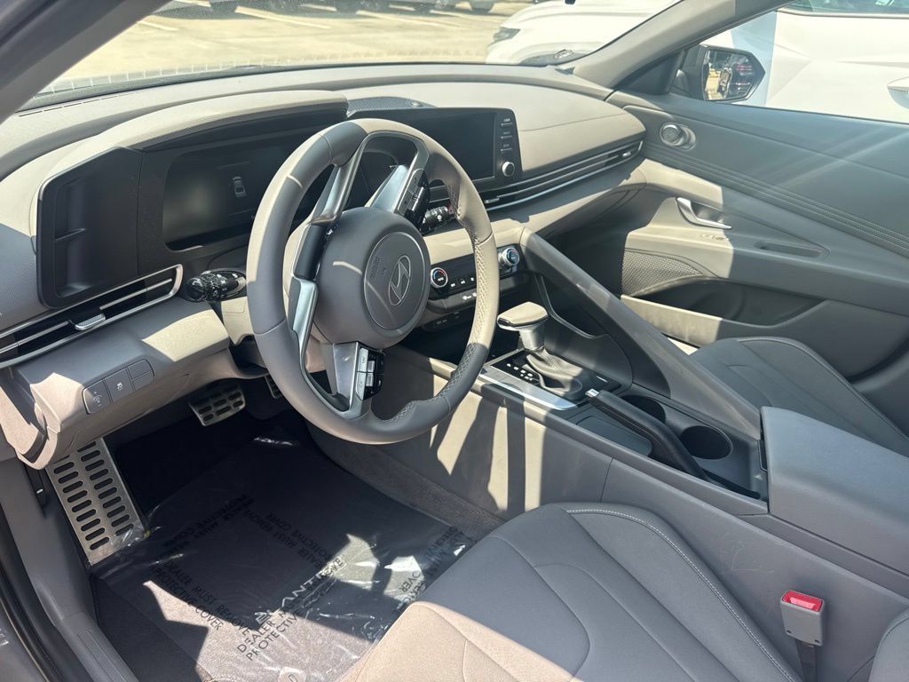 Certified 2026 Hyundai Elantra Sport FWD image 7