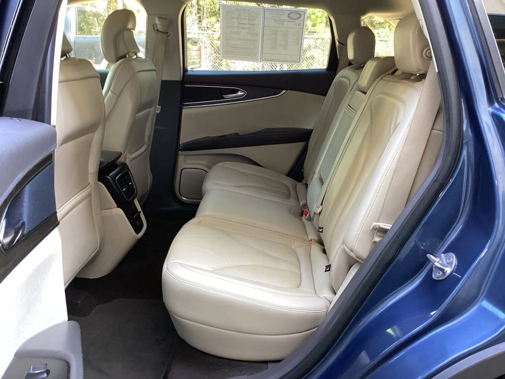 Used 2019 Lincoln Nautilus Select image 40