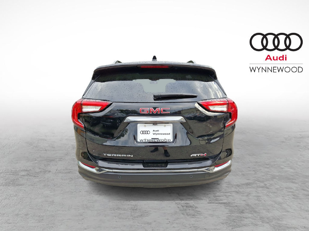 Used 2024 GMC Terrain AT4 AWD/4WD image 5