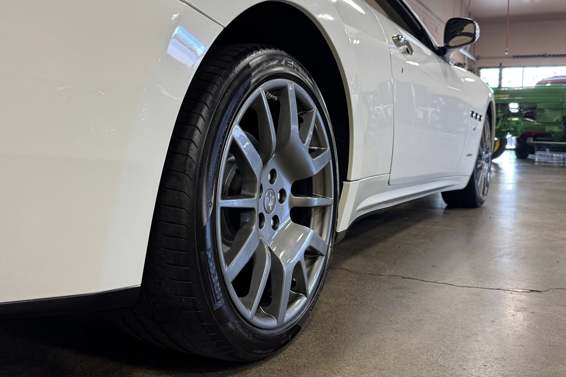 Used 2011 Maserati GranTurismo Convertible RWD image 29