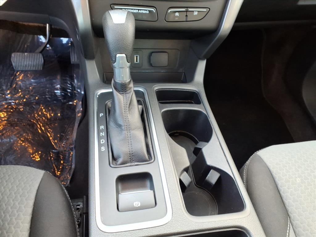 Used 2017 Ford Escape SE image 10