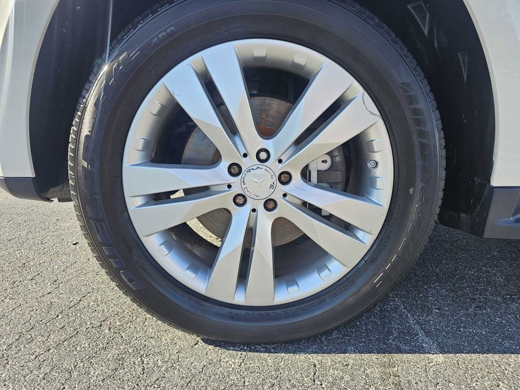 Used 2012 Mercedes-Benz GL 320 BlueTEC 4MATIC image 5