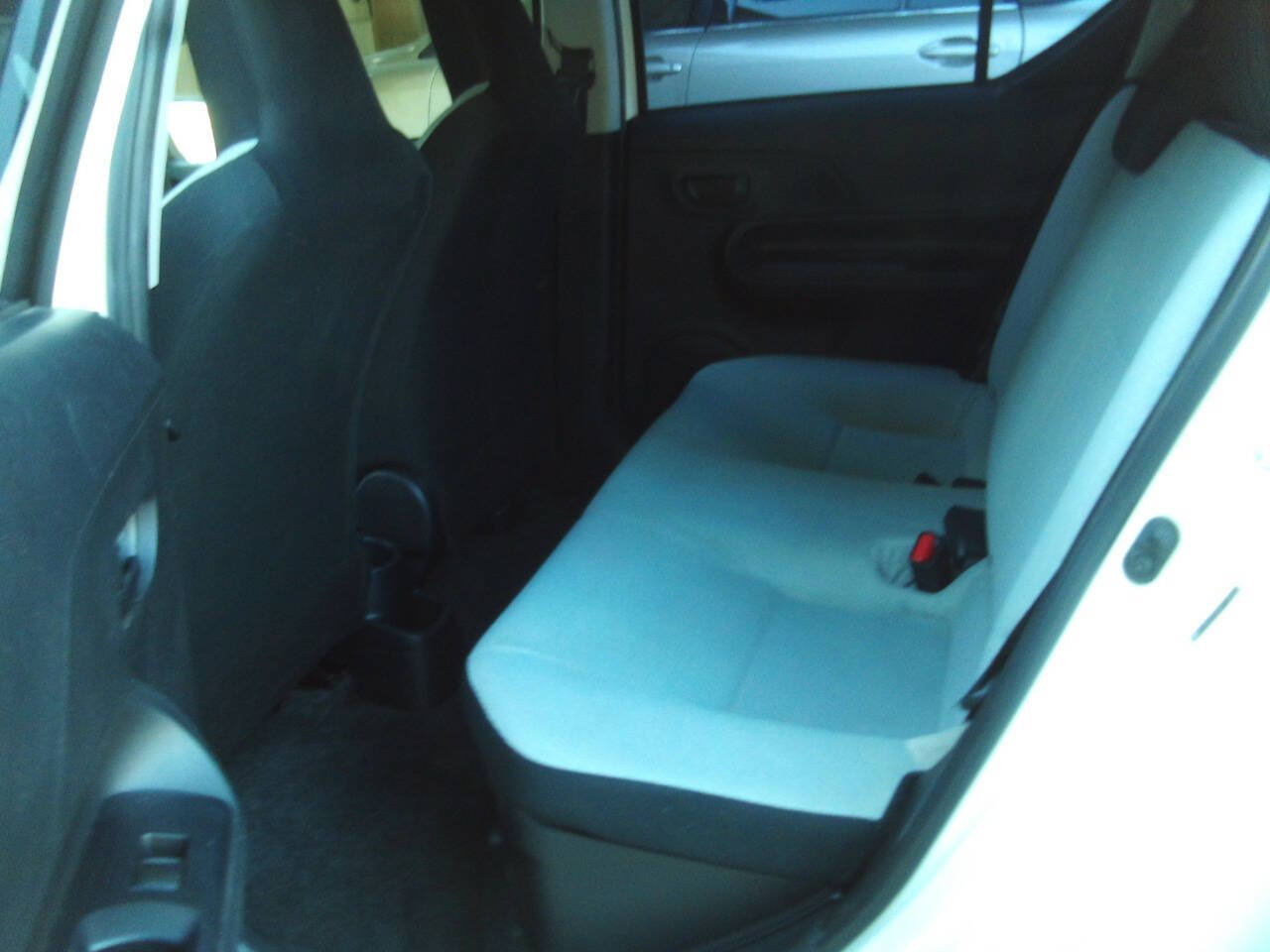 Used 2015 Toyota Prius C One FWD image 21