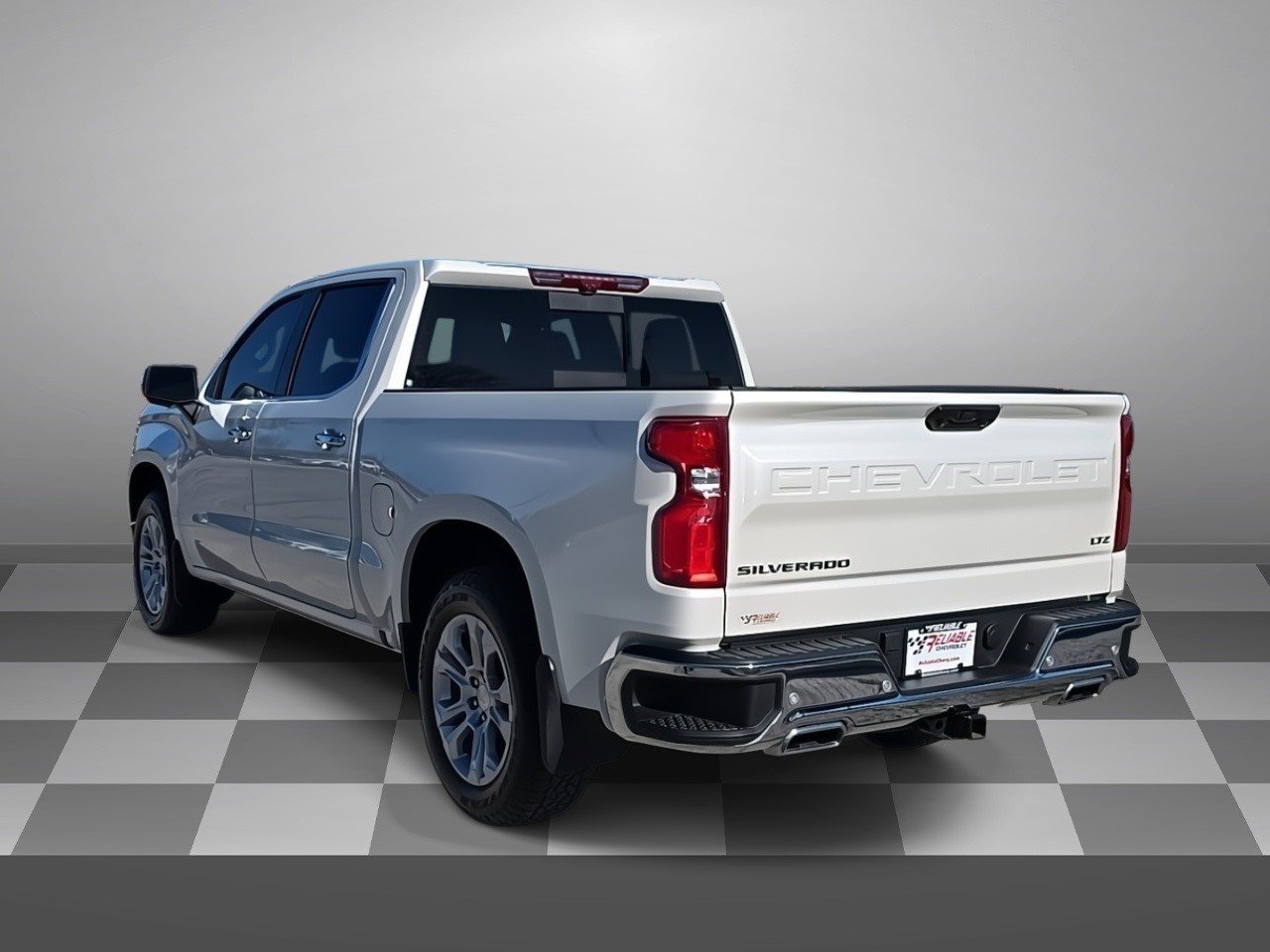 Certified 2025 Chevrolet Silverado 1500 LTZ w/ LTZ Premium Package image 4