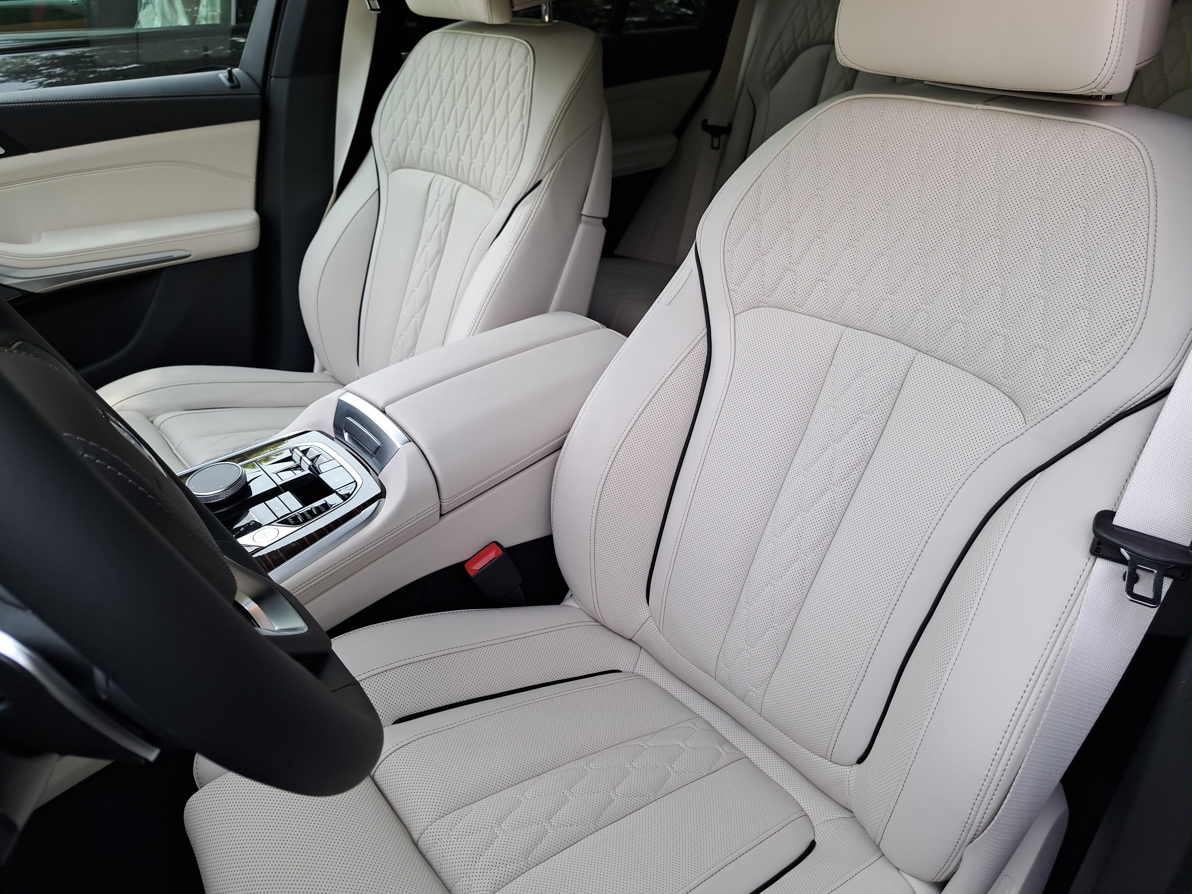 New 2026 BMW X5 M60i AWD/4WD image 17