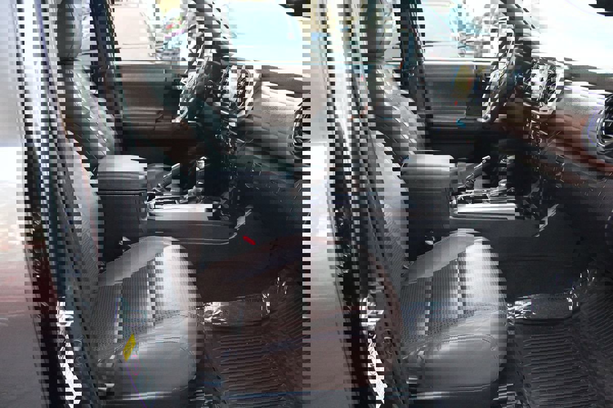 Used 2017 Toyota Tacoma Limited image 22