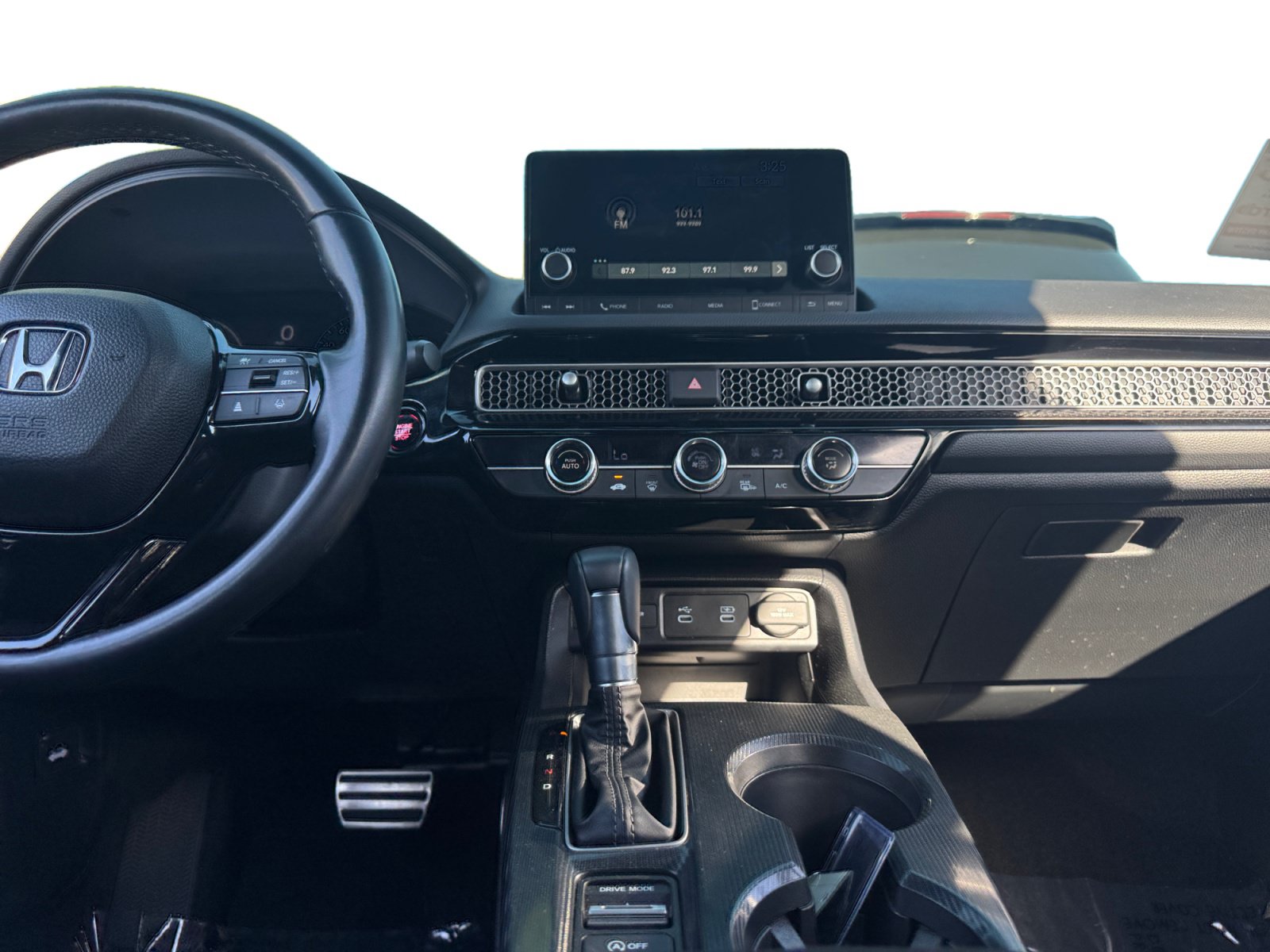 Used 2025 Honda Civic Sport image 11