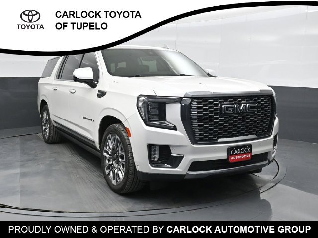 Used 2024 GMC Yukon XL Denali Ultimate AWD/4WD image 7