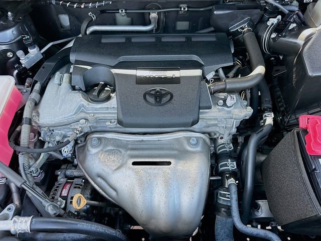 Used 2018 Toyota RAV4 XLE FWD image 29