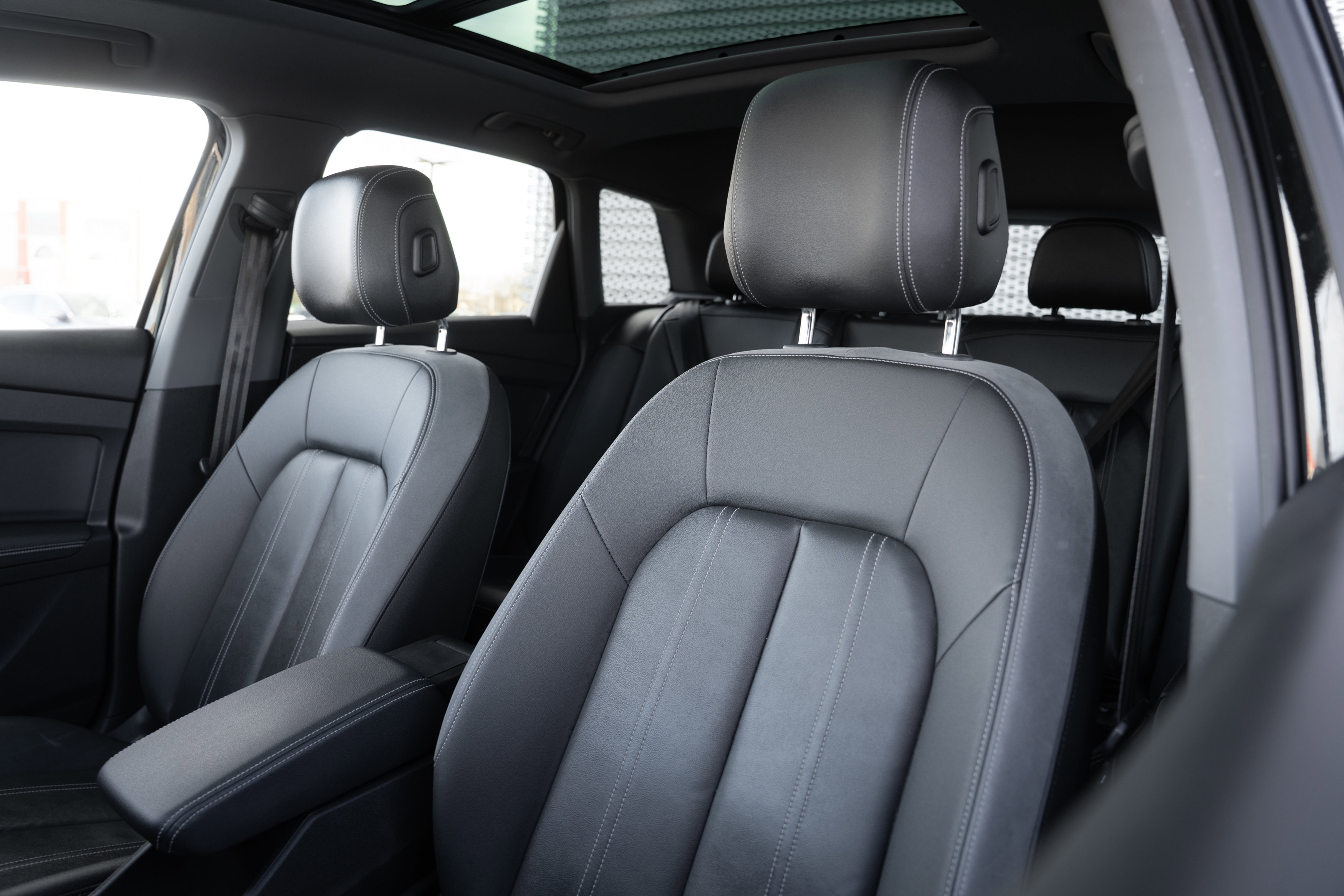 Certified 2023 Audi Q4 e-tron Premium Plus w/ Premium Plus image 23