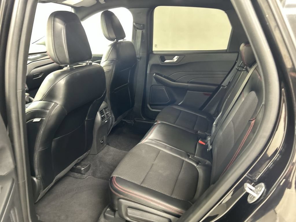 Used 2024 Ford Escape ST-Line AWD/4WD image 19