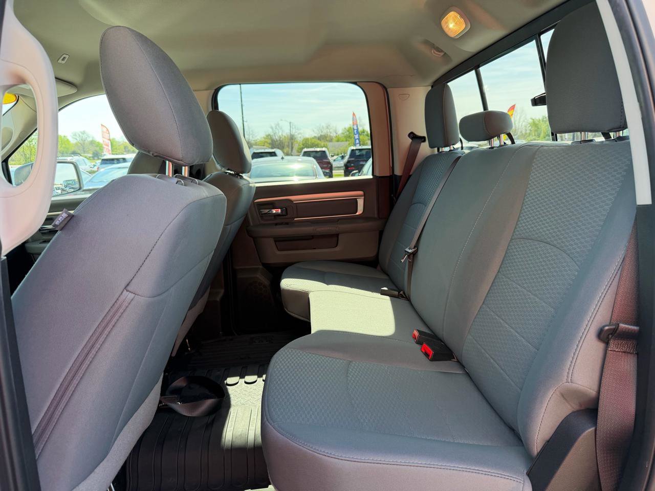 Used 2019 RAM 1500 Classic SLT w/ Protection Group AWD/4WD image 17
