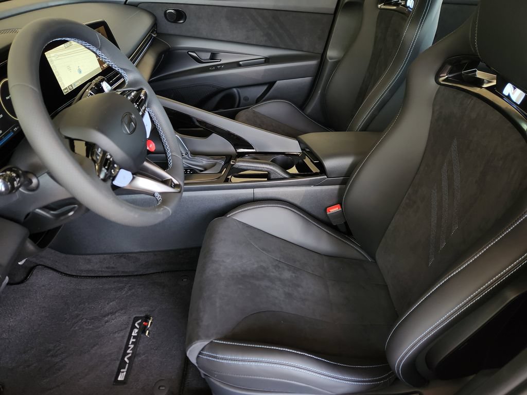 New 2026 Hyundai Elantra N FWD image 9