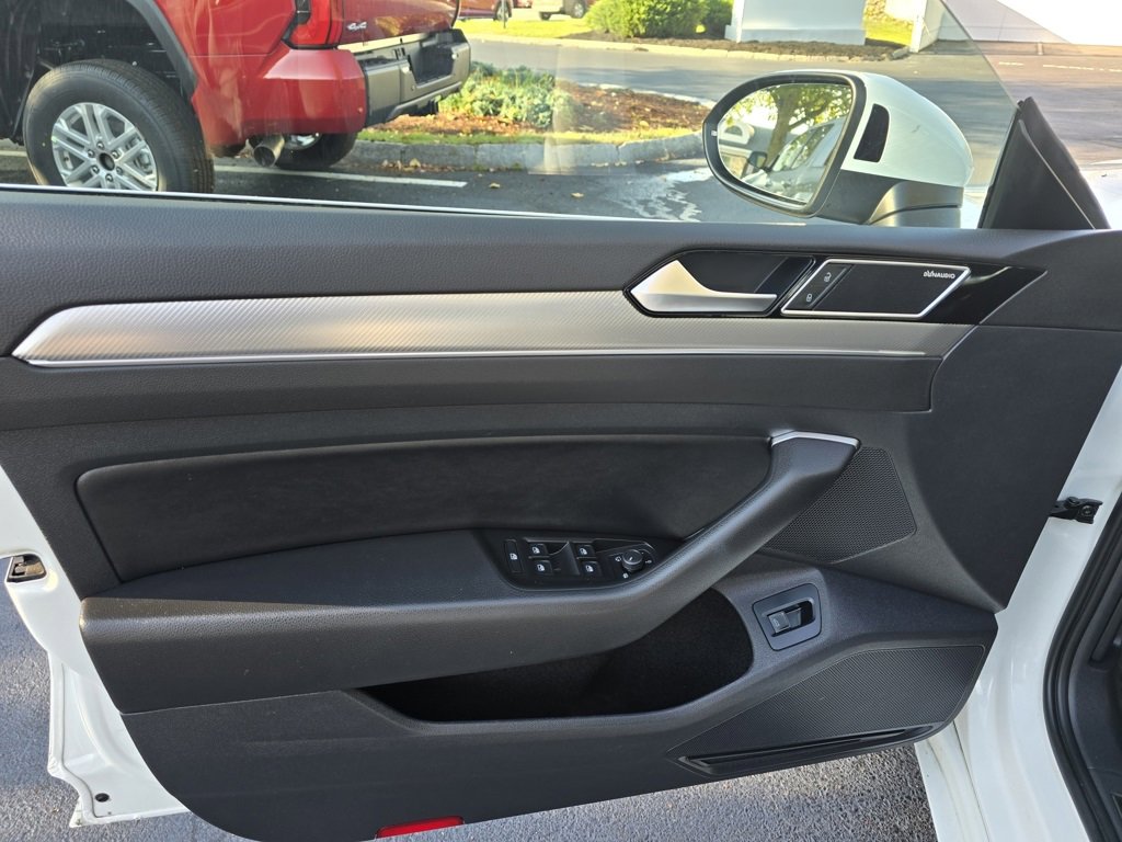 Used 2020 Volkswagen Arteon SEL Premium image 17