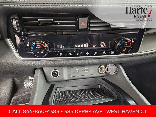 Certified 2022 Nissan Rogue SV w/ SV Premium Package image 28