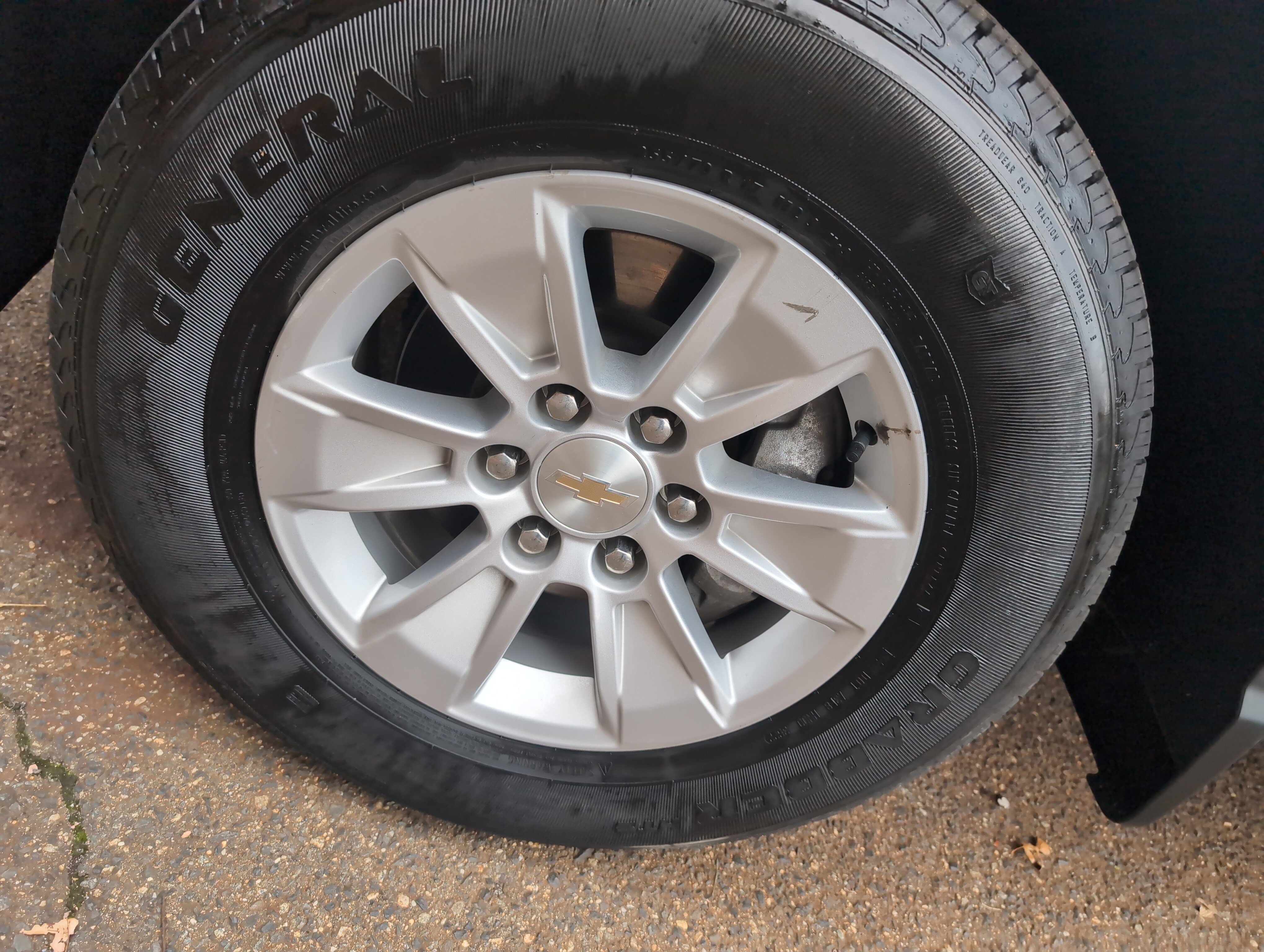 Used 2023 Chevrolet Silverado 1500 LT image 13