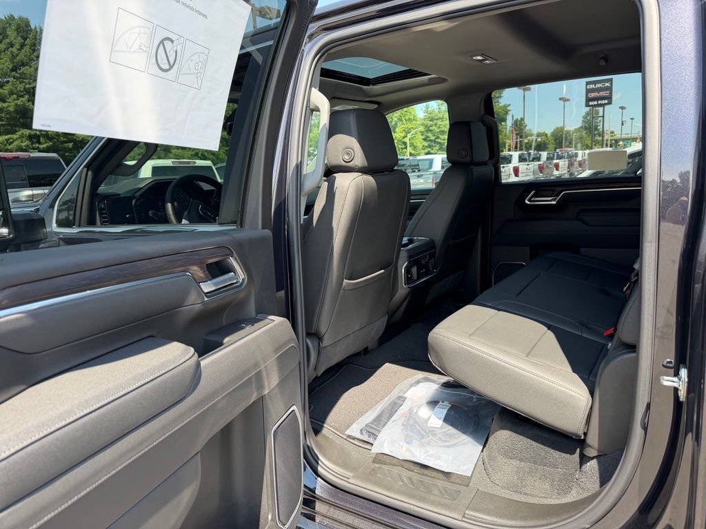 New 2026 GMC Sierra 2500 SLT w/ SLT Premium Package AWD/4WD image 15