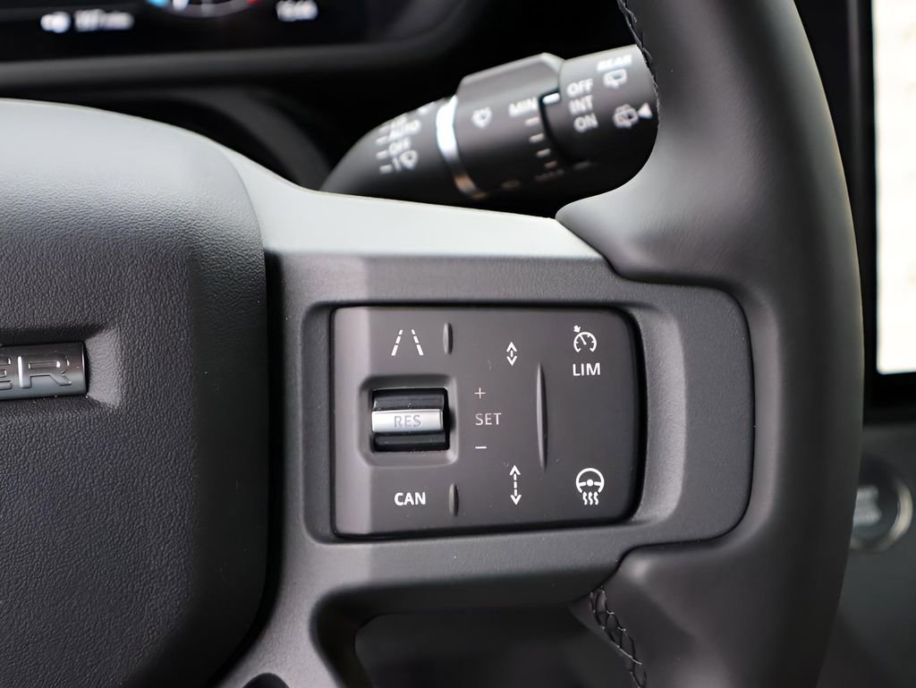New 2026 Land Rover Defender 110 S image 32