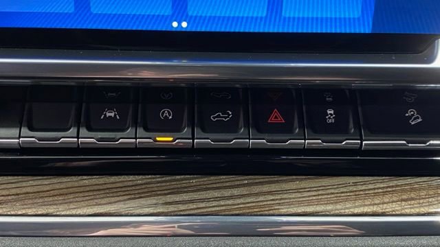 Used 2024 Chevrolet Silverado 1500 RST w/ Convenience Package II image 34