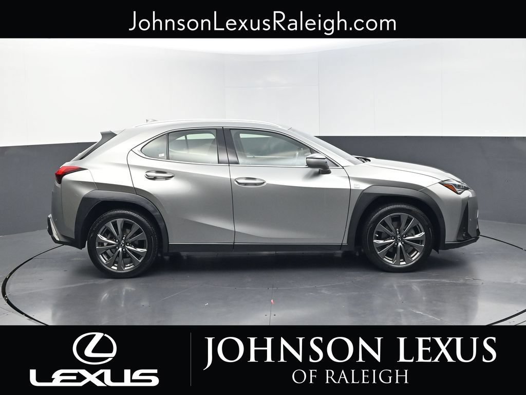 Used 2019 Lexus UX 200 F Sport w/ F Sport Premium Package FWD image 6