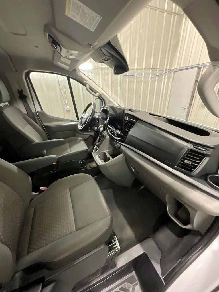 Used 2023 Ford Transit 350 XLT image 12