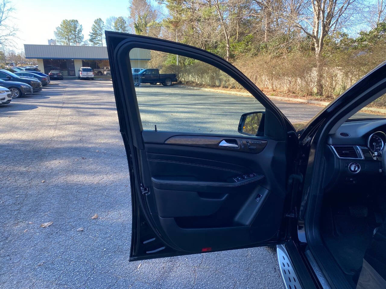 Used 2015 Mercedes-Benz ML 350 4MATIC image 13