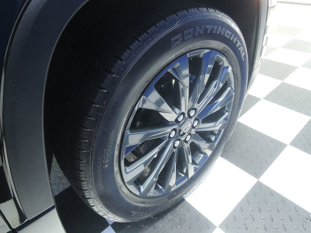 Used 2023 Chevrolet Traverse RS w/ LPO, Floor Liner Package AWD/4WD image 41