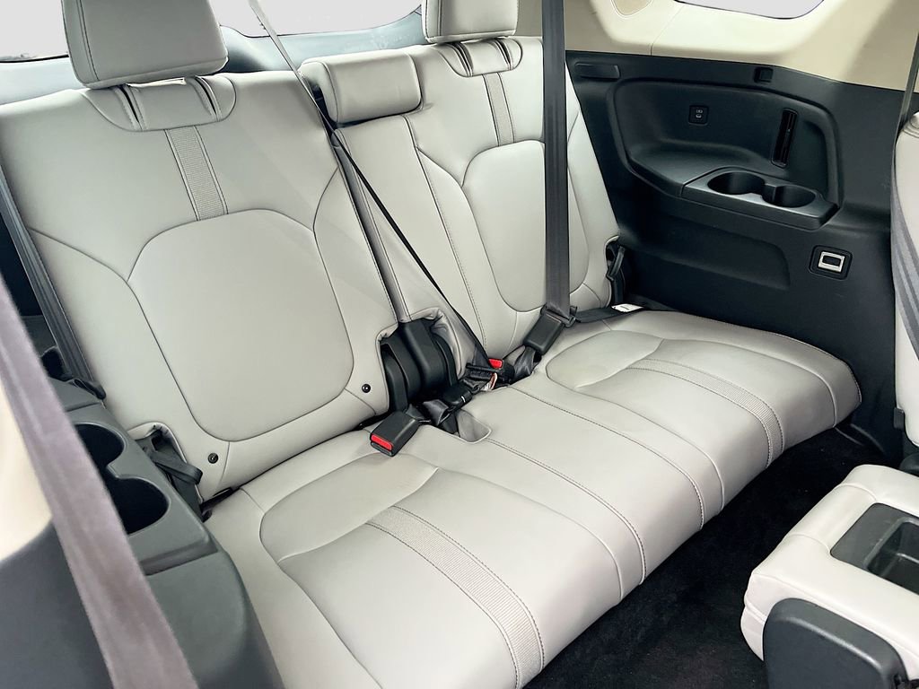 Used 2024 Honda Pilot Touring image 27