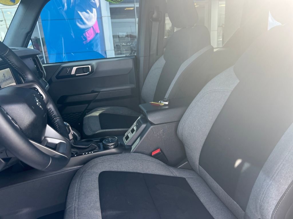 Used 2023 Ford Bronco Big Bend image 9